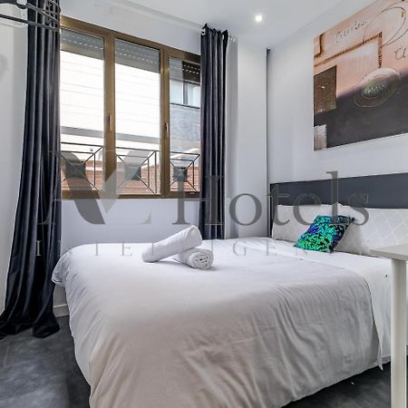 A&Z Ulises Hotel Madrid Kültér fotó