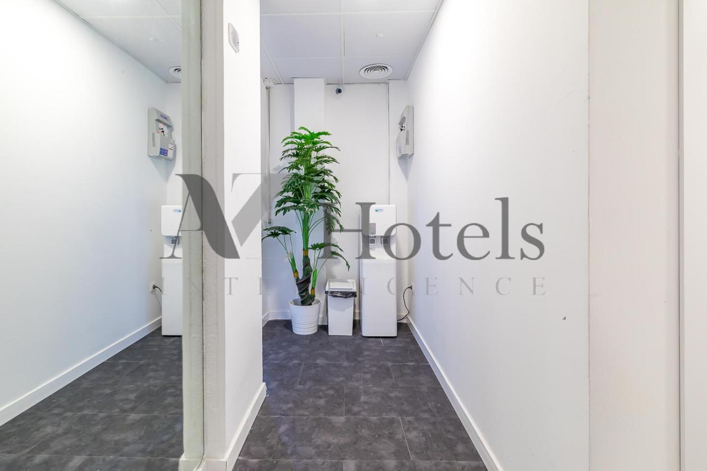 A&Z Ulises Hotel Madrid Kültér fotó